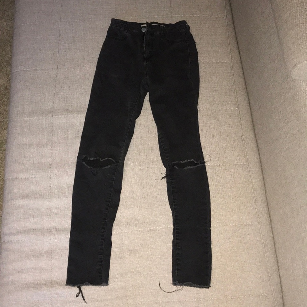 Black distressed jeans